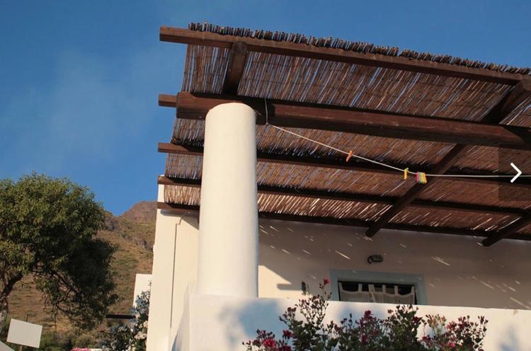 Casa Mare Blu Hotell Ginostra Eksteriør bilde