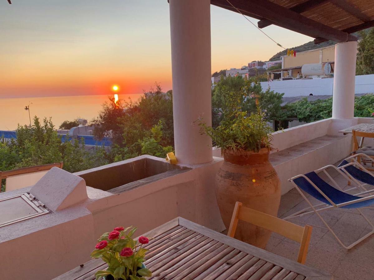 Casa Mare Blu Hotell Ginostra Eksteriør bilde
